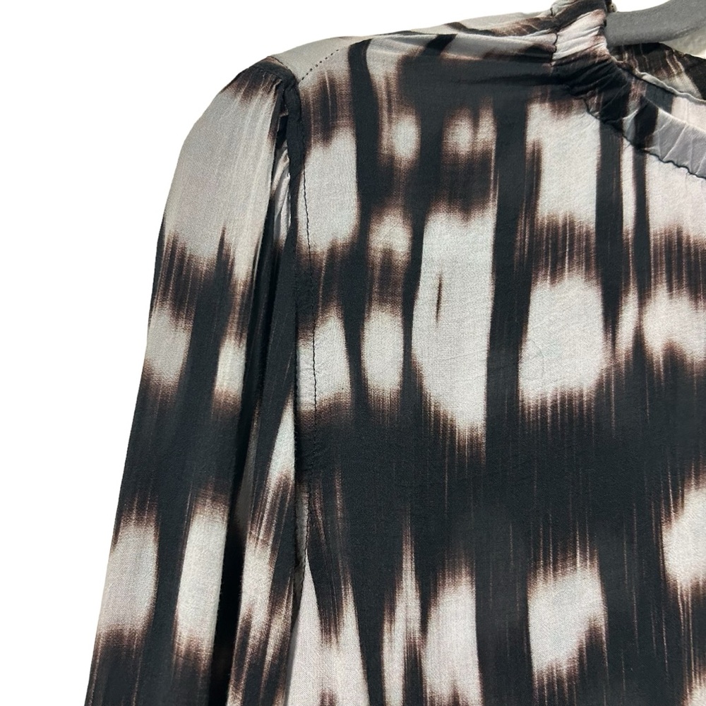 Bella Dahl Anthropologie Ikat Top Women’s M black white Sheer Gathered Hem - Picture 6 of 7